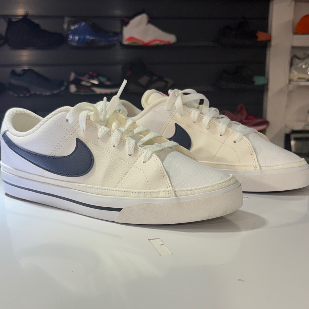 Nike Court Legacy Causal Sneakers Sz 10.5